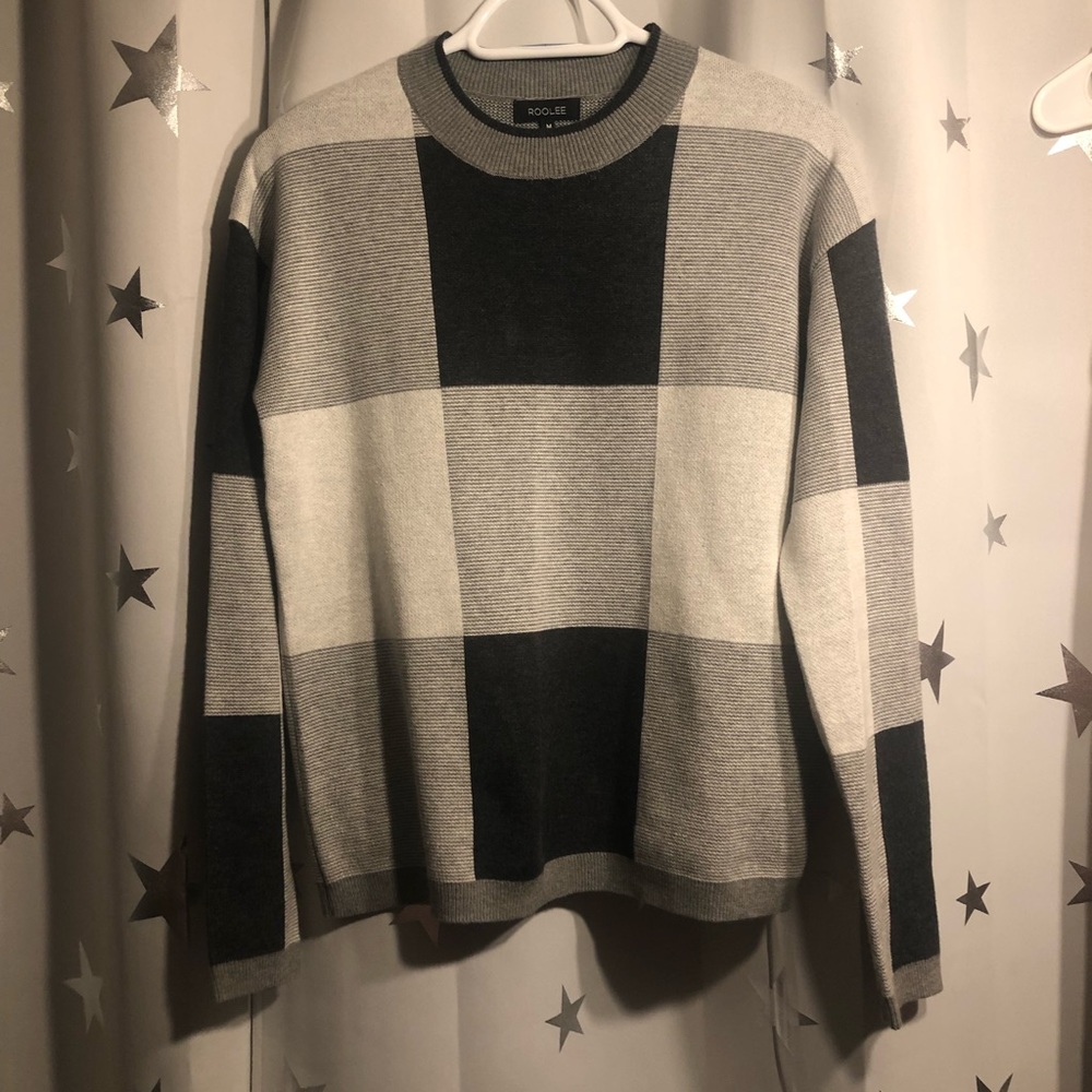 Roolee Women’s Sweater - Medium